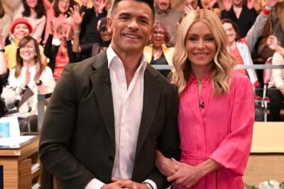 Kelly Ripa & Mark Consuelos EXIT the Studio That Built Their Empire—A Bittersweet Goodbye That Shook Fans After decades of iconic moments, Kelly and Mark have left the studio where their on-air magic began. Tears, tributes, and one final look back—why now? And what’s next for daytime’s power couple? This emotional farewell marks the end of an era… but maybe the start of something even bigger.