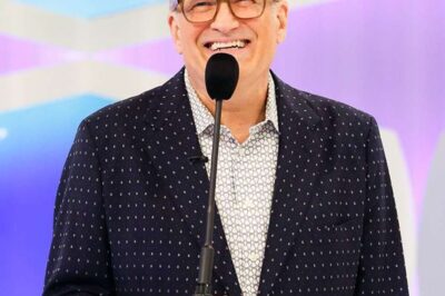 Drew Carey Just Dropped the Ultimate Bombshell! The Beloved ‘Price Is Right’ Host Secretly Married a Contestant from His Own Show — A Relationship Hidden from Fans for Years. This Jaw-Dropping Revelation Has Shocked Everyone and Is Changing Everything You Thought You Knew About Drew Carey!